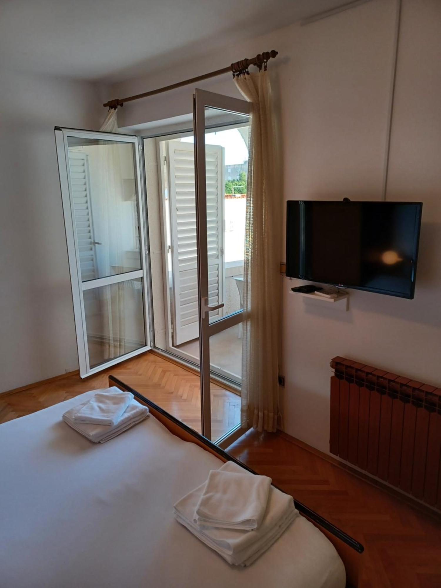 Apartments Emilija Makarska Exterior foto