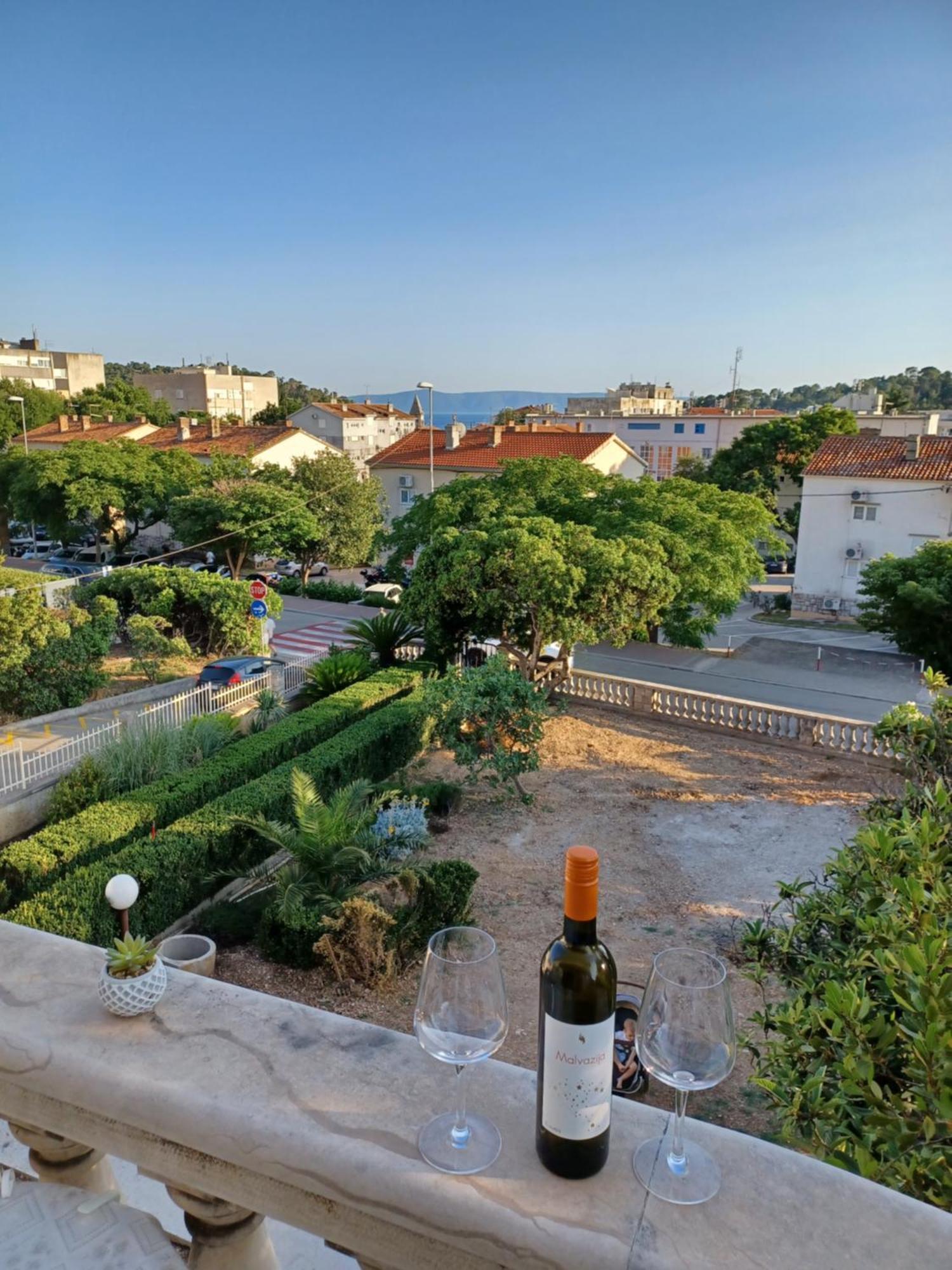 Apartments Emilija Makarska Exterior foto